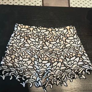 ALICE & OLIVIA shirts size 4! In good condition very cute!!!